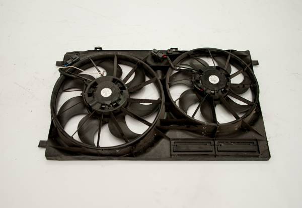 FORD TRANSİT 100 L-S-V ÇIKMA PARÇA  2014 2014 SONRASI RADYATÖR DAVLUMBAZI ÇİFT FANLI